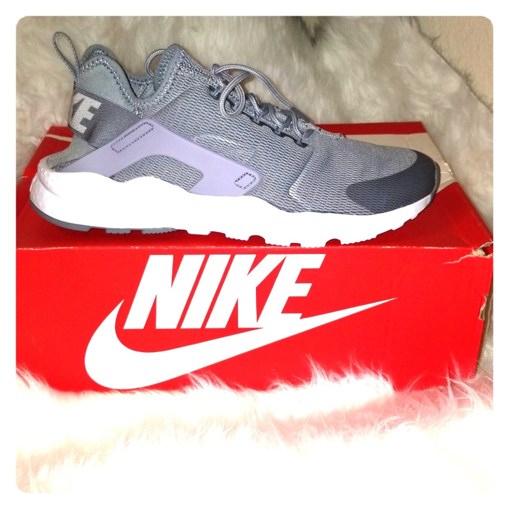 Womens Nike Huarache Ultra 9.5